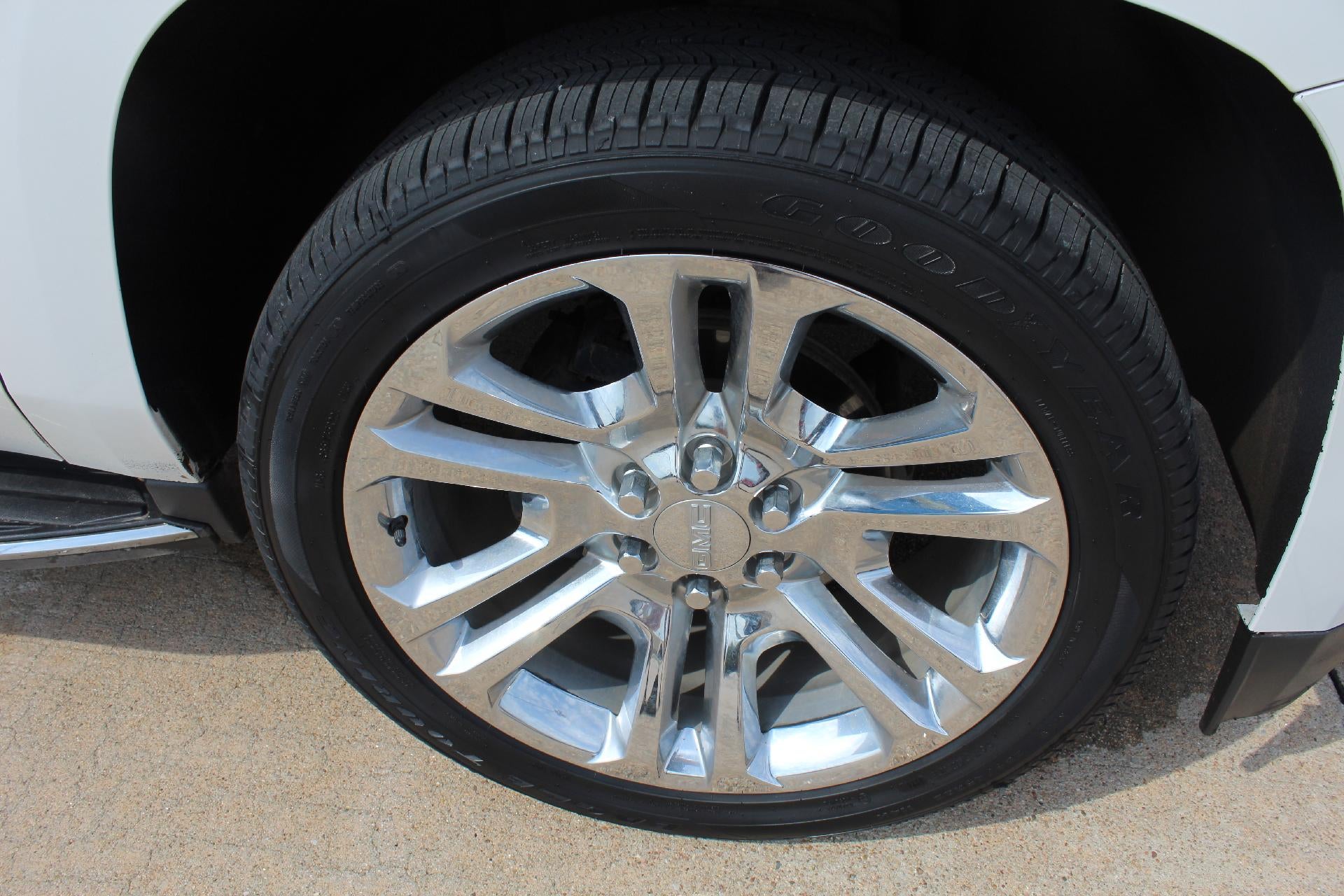 2020 GMC Yukon XL SLT