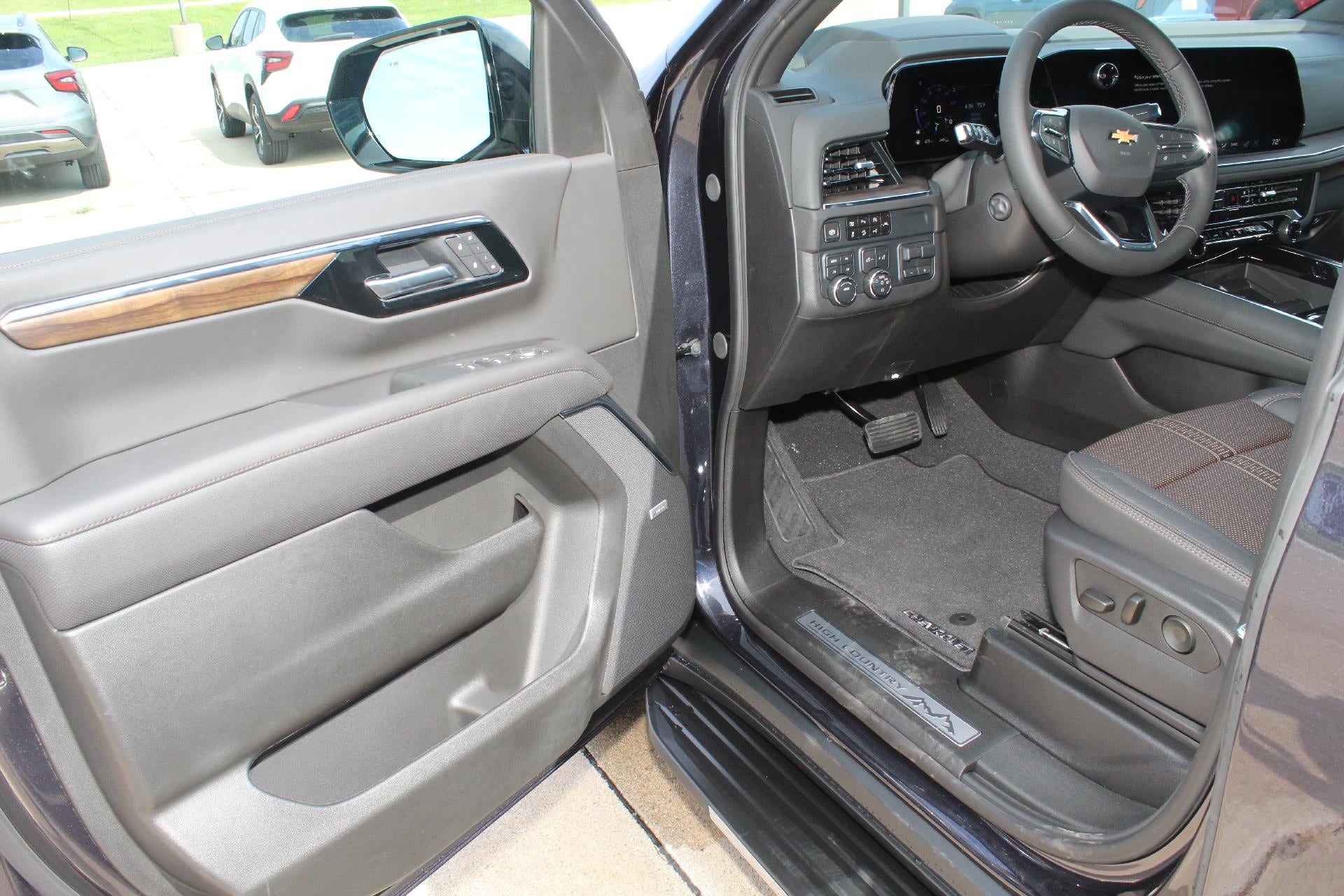 2025 Chevrolet Suburban High Country